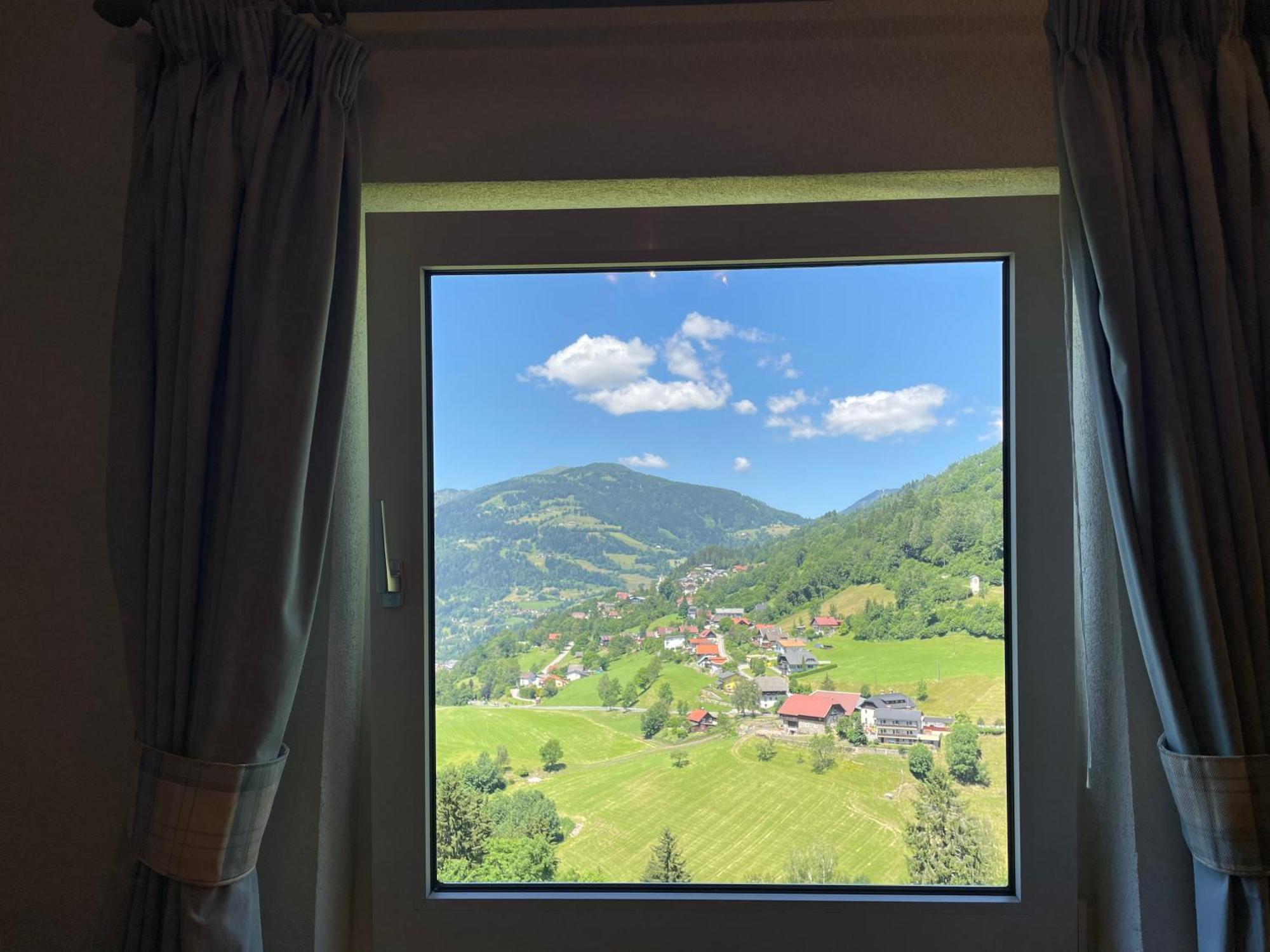 Landhaus Schoenblick Radenthein Εξωτερικό φωτογραφία